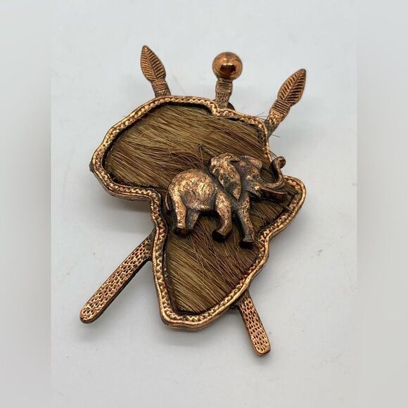 Copper Toned African Elephant Pendant Charm or Brooch Piece - Picture 2 of 16